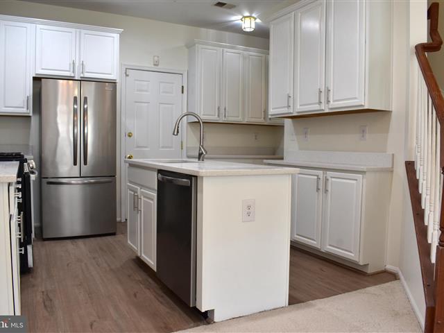 9508 Walker Way, Manassas Park, VA, 20111 is now new to the market!