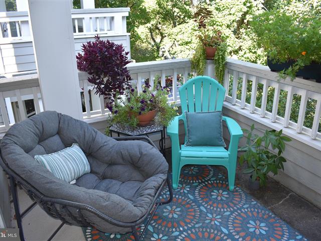 4413 Fair Stone Drive Unit 306, Fairfax, VA, 22033 now has a new price of $2,550!